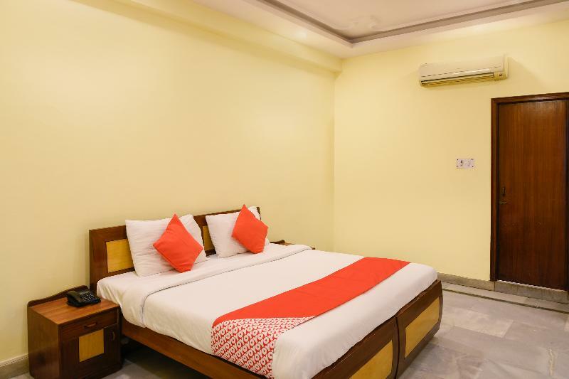 Jageer Palace 3*